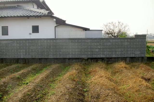 高岡粘土有限会社｜加東市｜土木・解体・舗装・とび土工